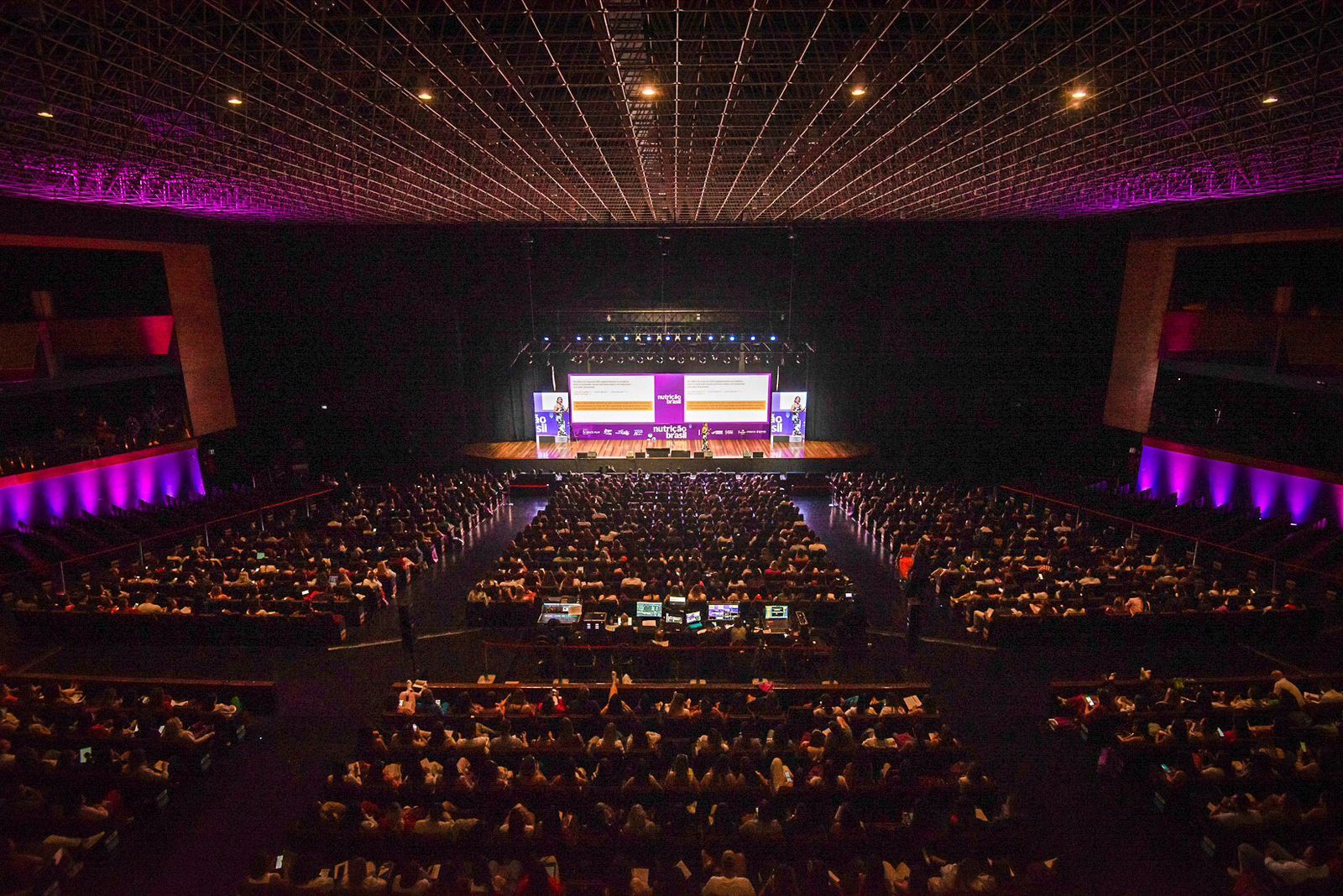 Plenária lotada do Nutrição Brasil no Ulysses Guimarães