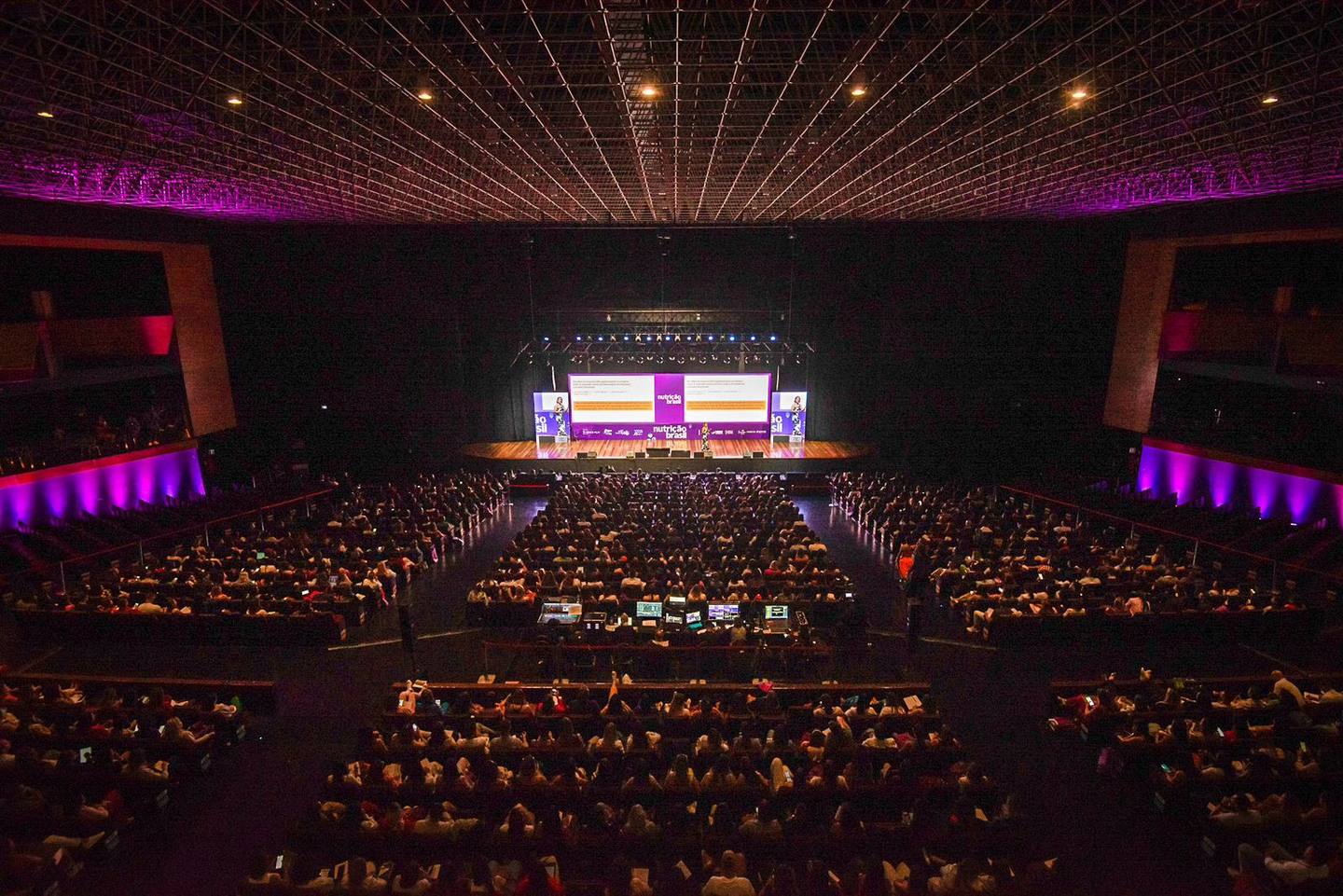 Plenária lotada do Nutrição Brasil no Ulysses Guimarães